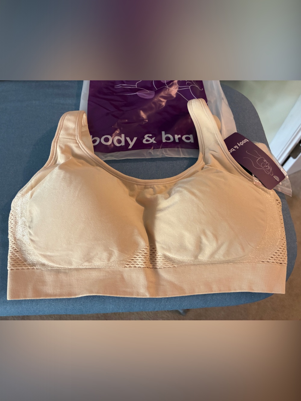 Seamless Wireless Comfort Bra in Beige